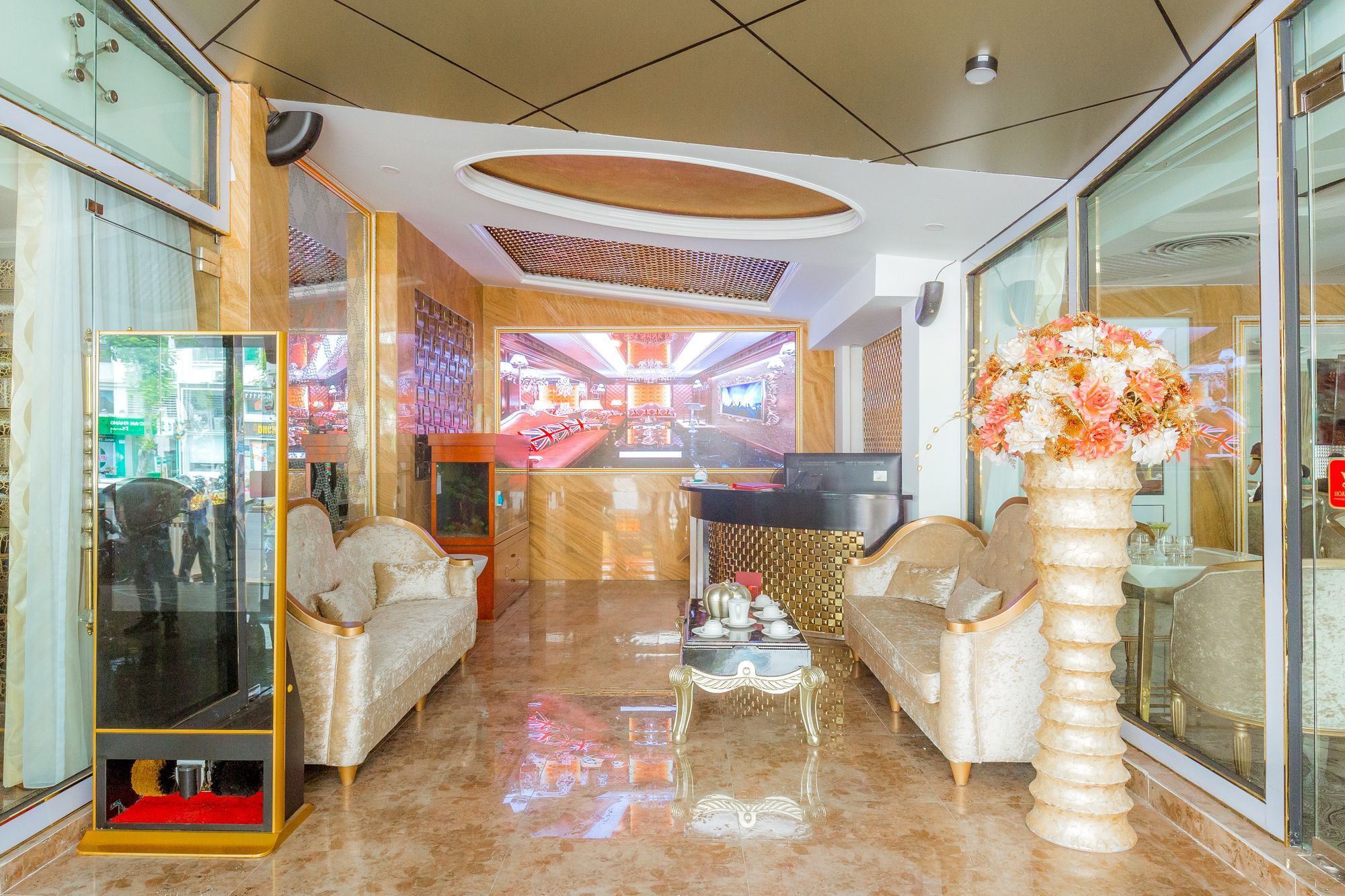 Hoang Trieu Hotel Ho Chi Minh City Exterior photo